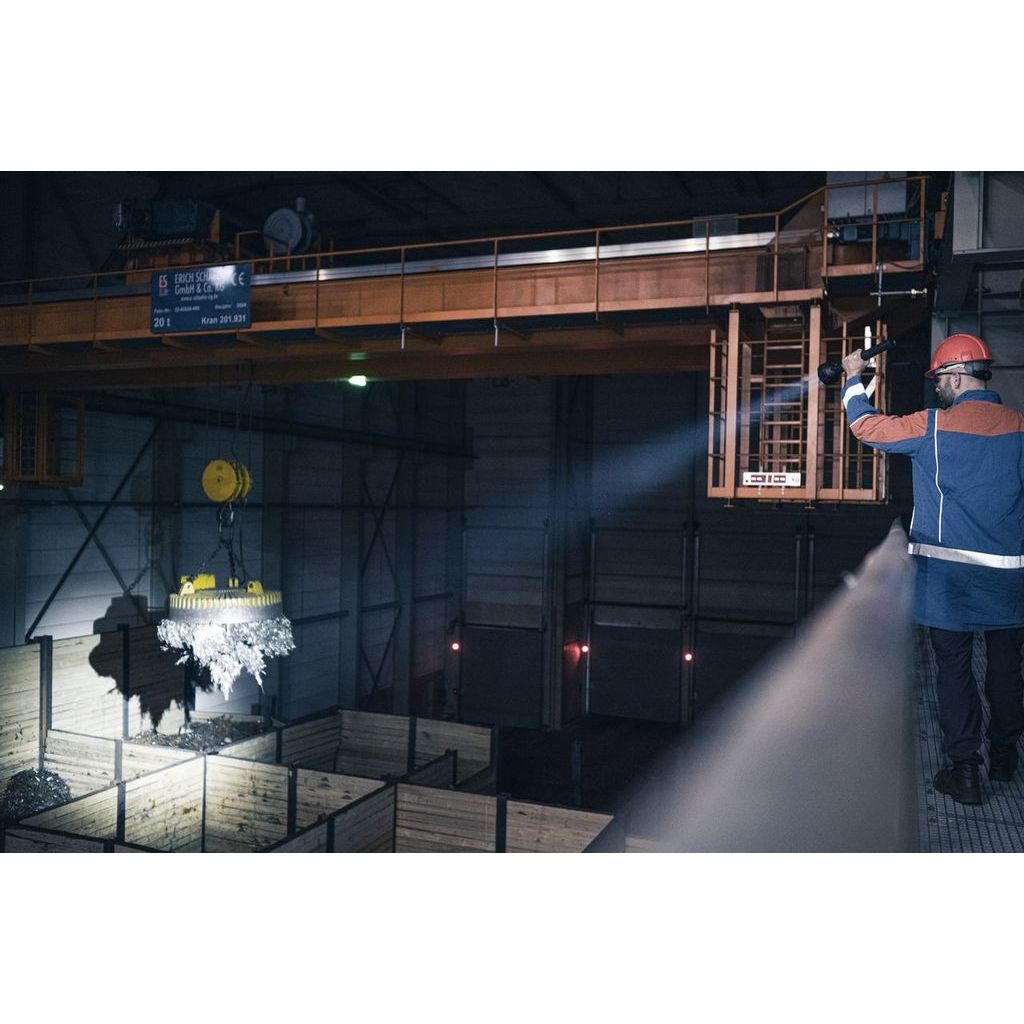 Ledlenser P21R 12,000 Lumens