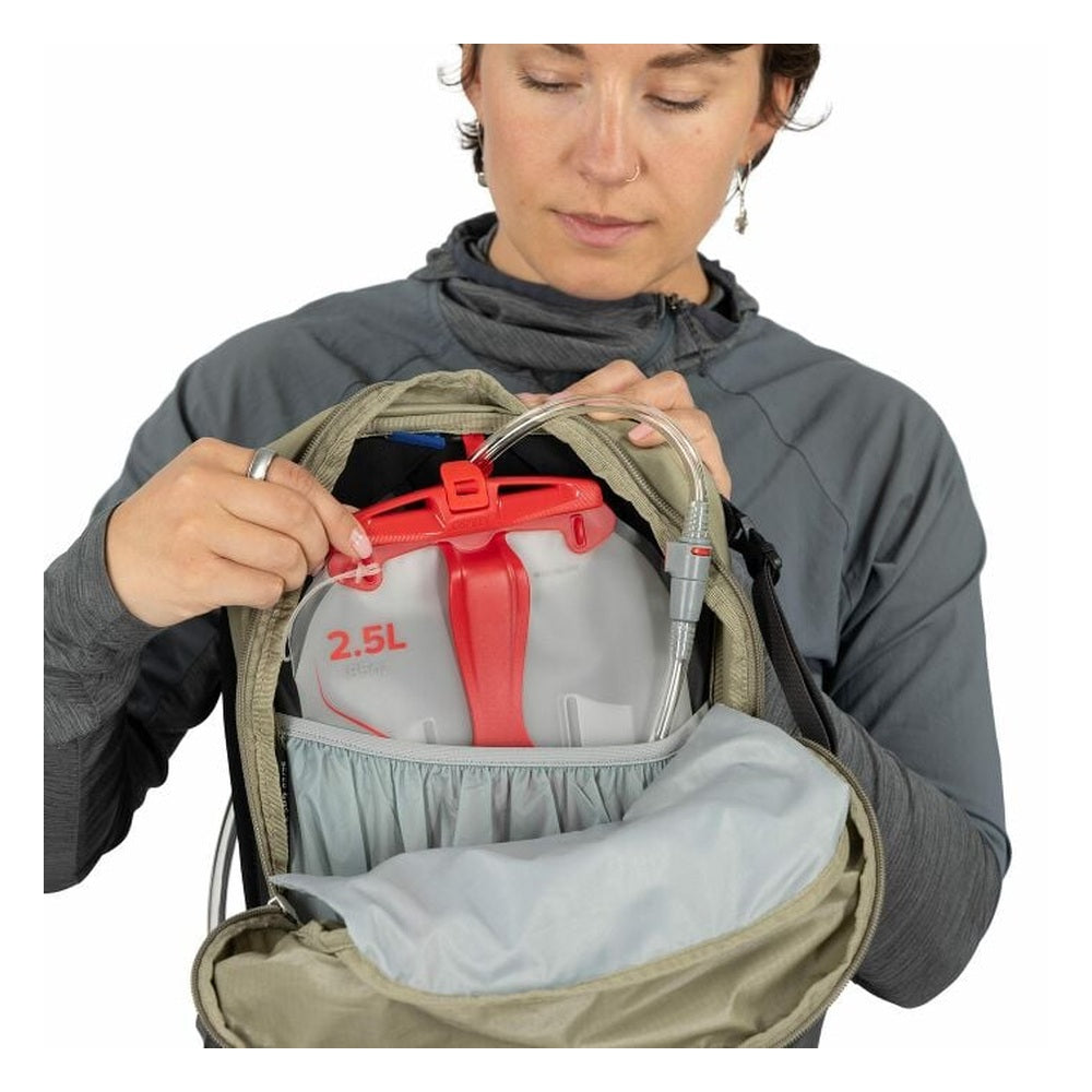 Osprey Hikelite 18 Hiking Backpack - Olive Tan