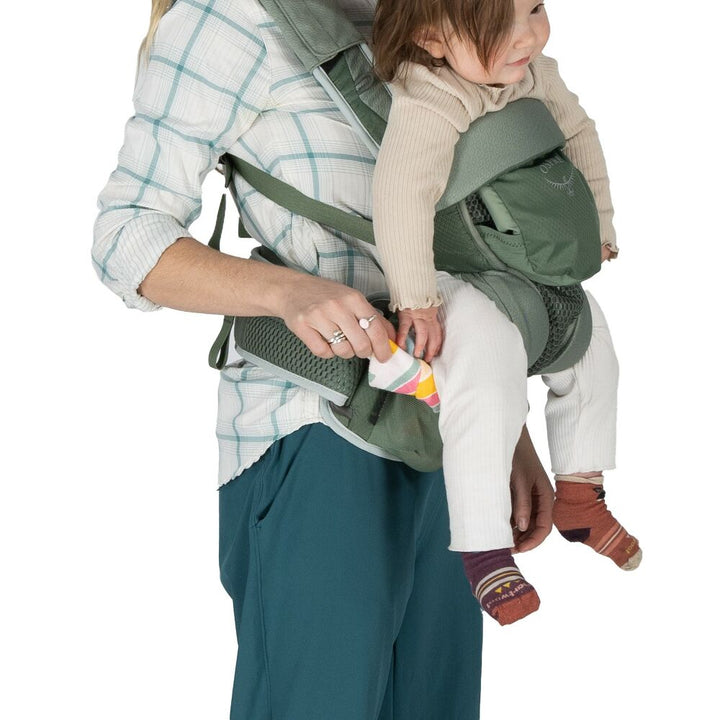 Osprey Poco Soft Child Carrier - adjustable hipbelt pocket detail