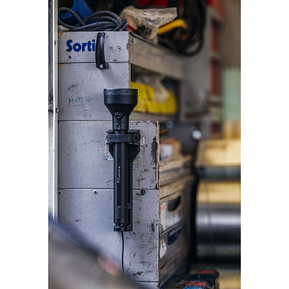 Ledlenser P21R 12,000 Lumens